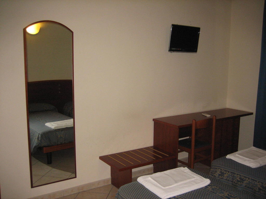 Albergo Ristorante Sterlina Grizzana Habitación foto